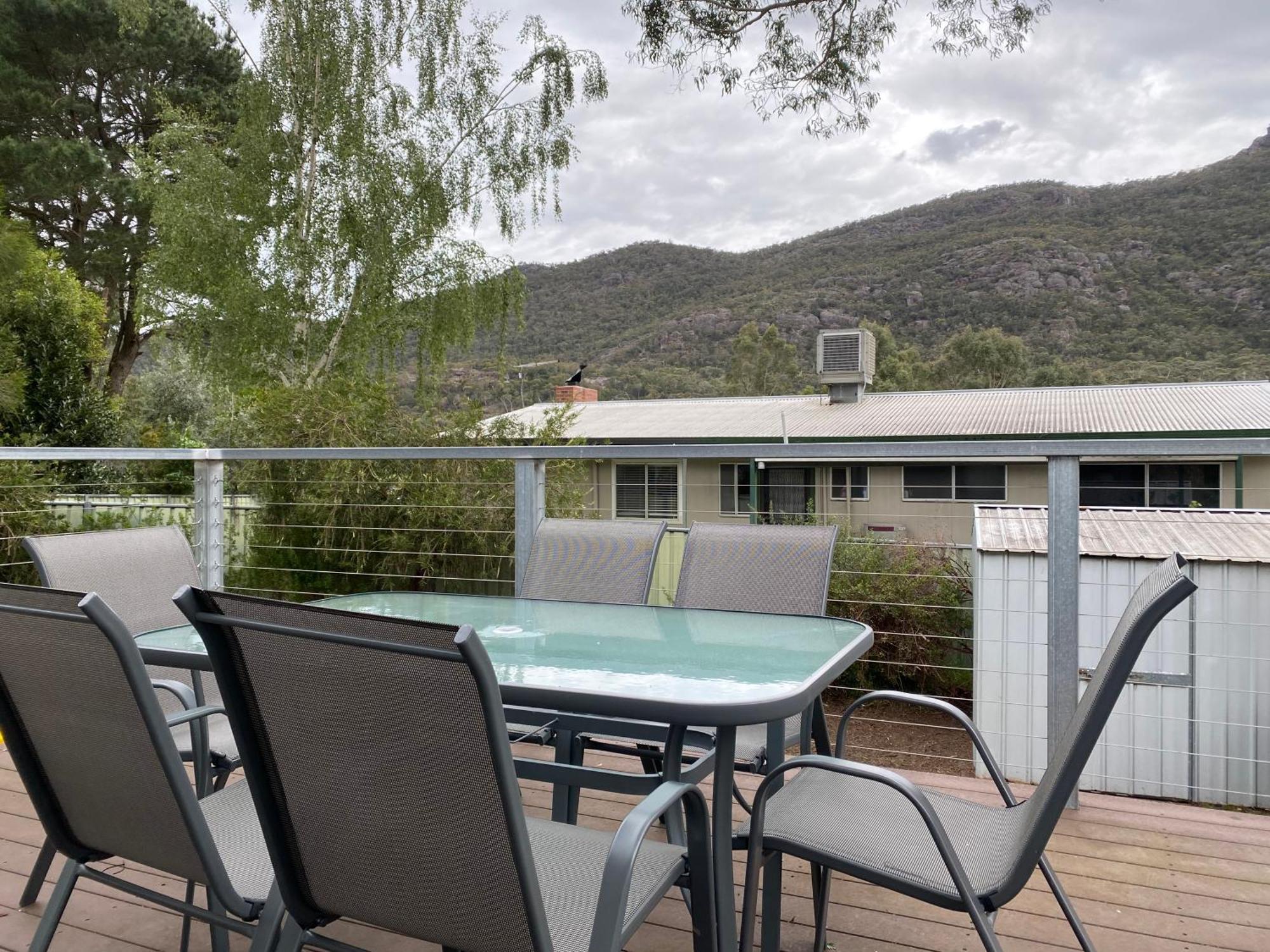 3 Bedroom Holiday House 霍尔斯加普 外观 照片
